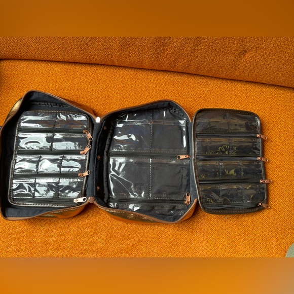 - For Your Ease Only Metallic Gold Make up Organizer Purse - Picture 16 of 16